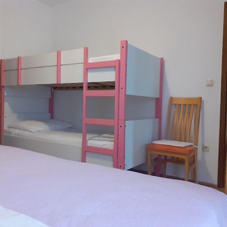 Omis Apartmani Mouse Zimmer foto