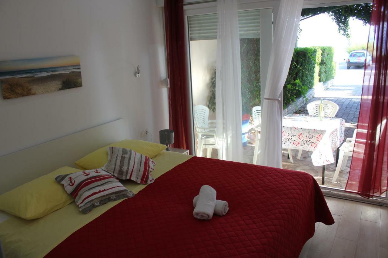 Omis Apartmani Mouse Exterior foto